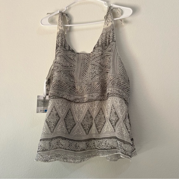 NWT Converse One Star Patterned Tank Top‎ L - Picture 6 of 7